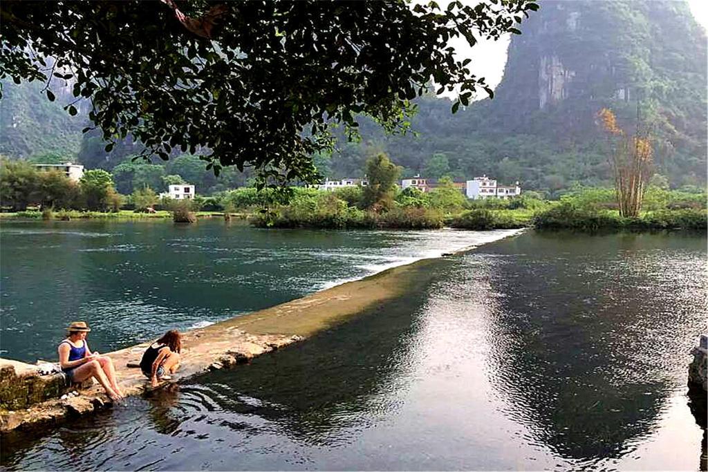 Yangshuo Peaceful Valley Retreat Hotel Exterior photo