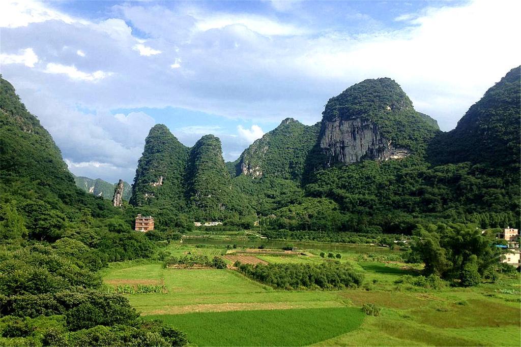 Yangshuo Peaceful Valley Retreat Hotel Exterior photo