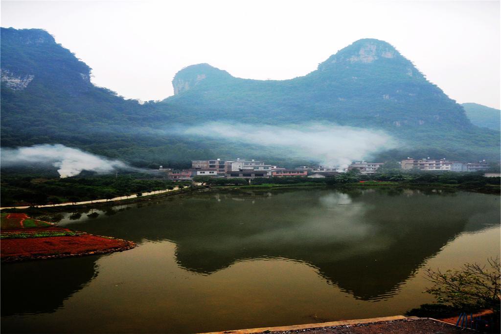 Yangshuo Peaceful Valley Retreat Hotel Exterior photo